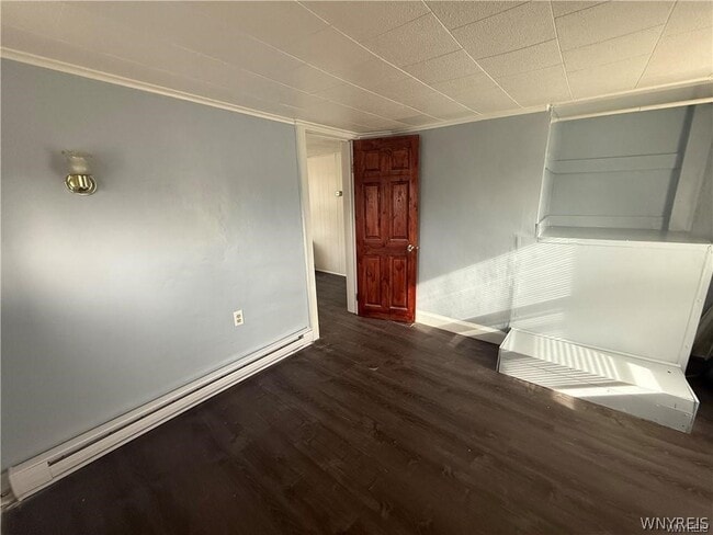 Photo - 300 Springville Ave