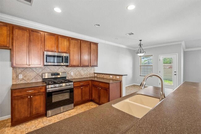 Photo - 2505 Rusk Ct