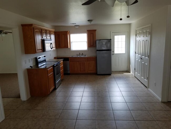 Photo - 63081 E 285 Ct Unit A