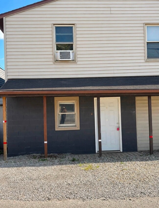 Building Photo - 101 Taylor St Unit D