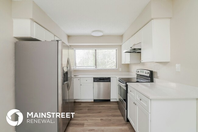 Photo - 6317 Boylston Way