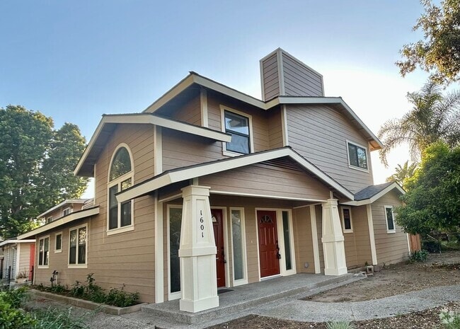 Building Photo - 1601 San Pascual St Unit B Rental