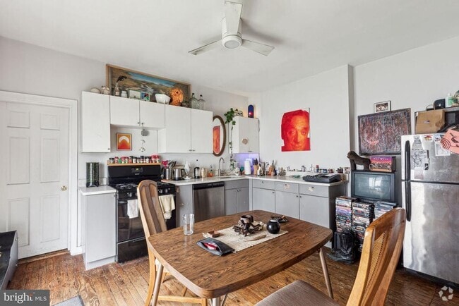Building Photo - 2134 E Arizona St Rental