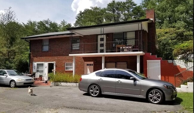 Photo - 3401 Hazelwood Ln Unit Apt 2