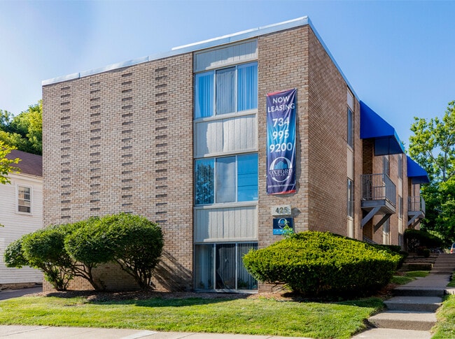 Building Photo - 425 Hill-425-303 Unit 425-303