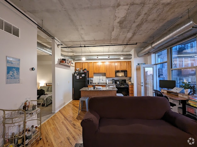 Building Photo - 6 S Laflin St Unit 514 Rental