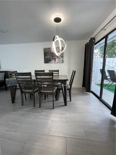 Photo - 4174 SW 51st St Unit 2