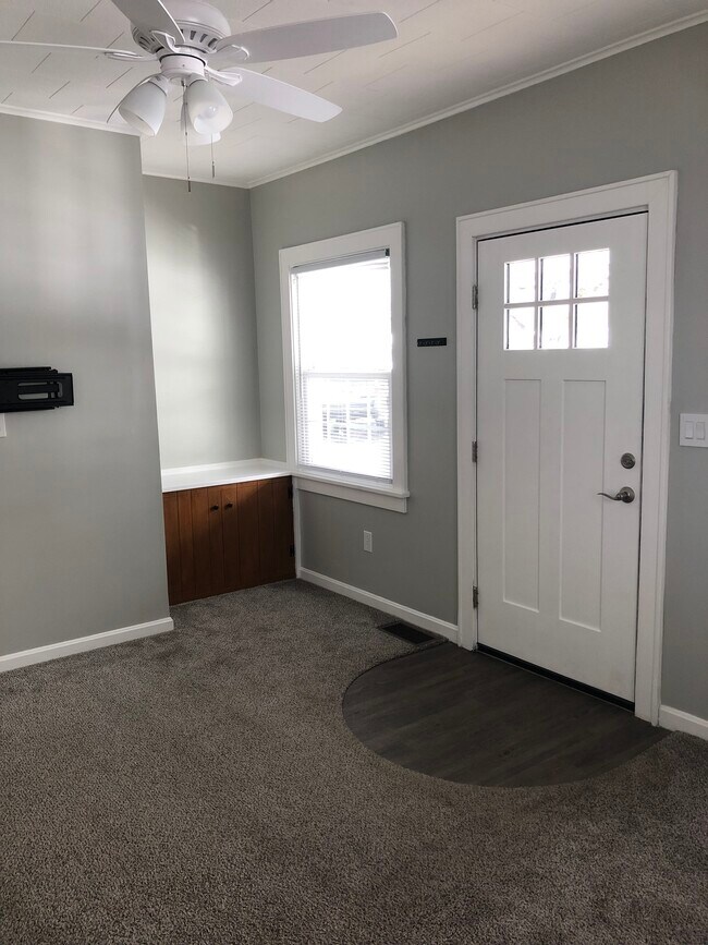 Built in storage in living room - 5404 Oak Ave