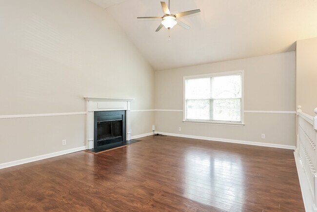 Photo - 309 Timberglen Dr