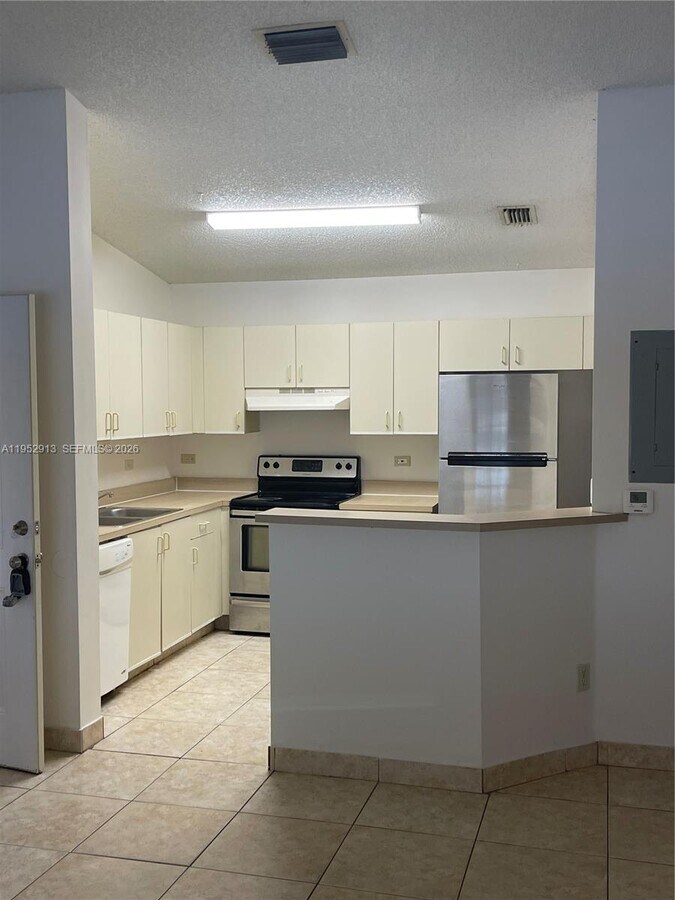 Photo - 3630 N 56th Ave Unit 314