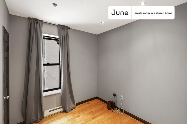 Photo - Room in Shared 4 bed/1 bath home Unidad D