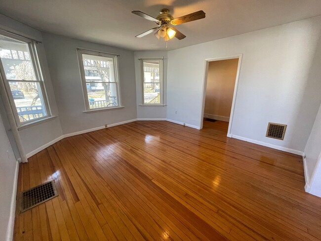 Photo - 26 Livingston Ave Apartment Unit 1
