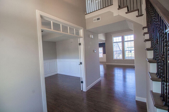 Photo - 7407 Pemberton Dr