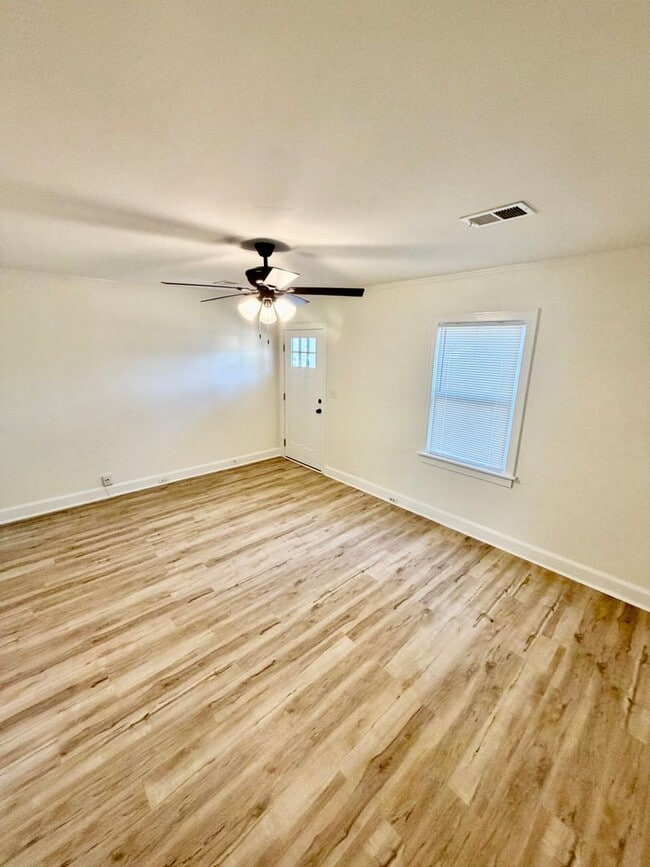 Photo - Bungalow in Desirable Rosewood area