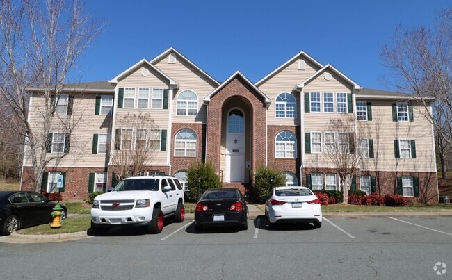 Building Photo - 111 Mill Pond Dr Rental