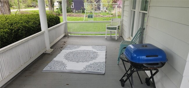 Photo - 2050 NY-245