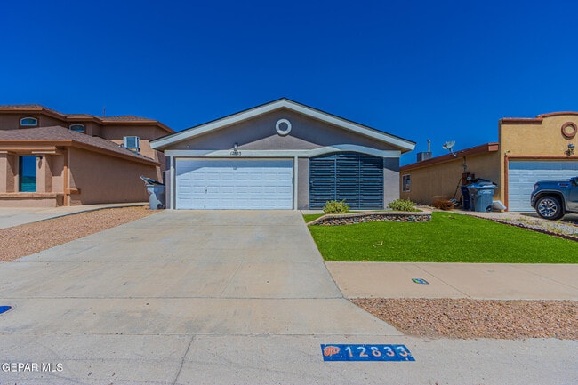 Building Photo - 12833 Tierra Pueblo Dr