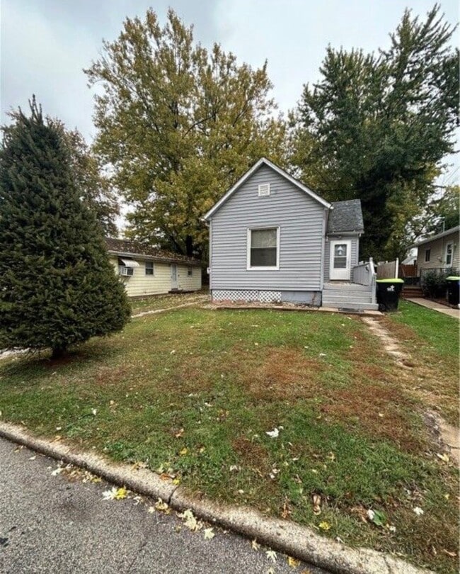 Photo - 925 W Olive St