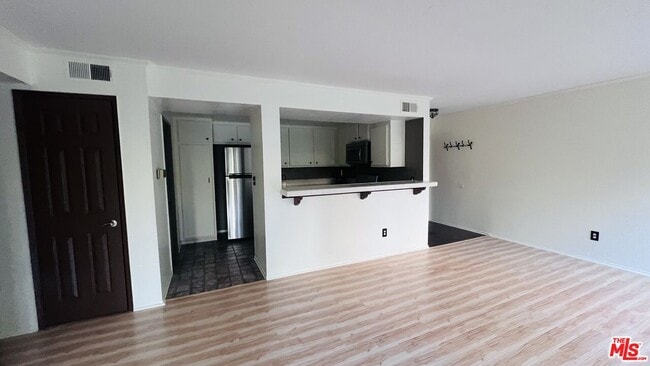 Photo - 3544 S Centinela Ave Unidad 205