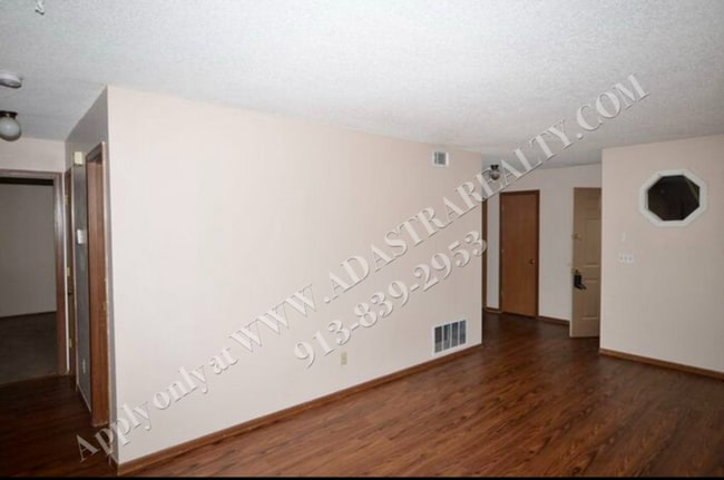 Photo - Beautiful 2 Bed 1 Bath Unit in Raymore-Coming SOON!!