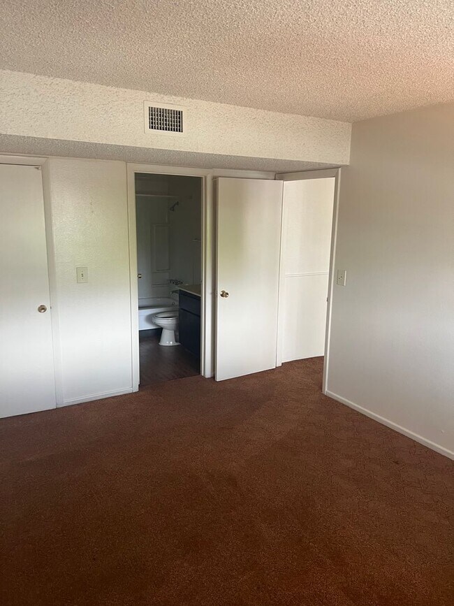 Photo - 1 Bedroom 1 Bath In Central Las Vegas Unit 26