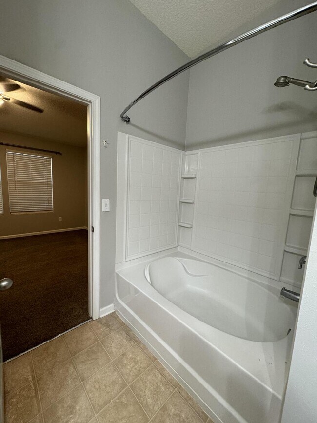 3 bedroom 2.5 bath townhome in Bartram Park Jacksonville, FL