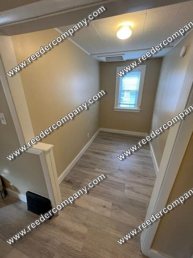 Photo - Updated cozy 2 bedroom house