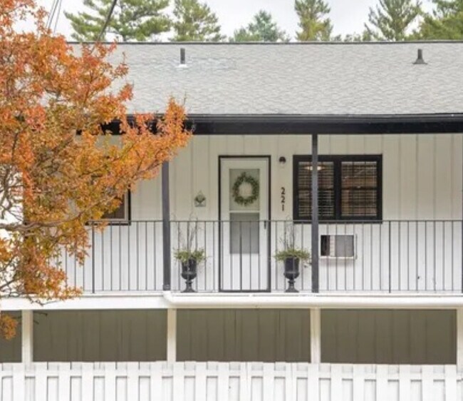 Photo - 1150 W Blue Ridge Rd Unit 221