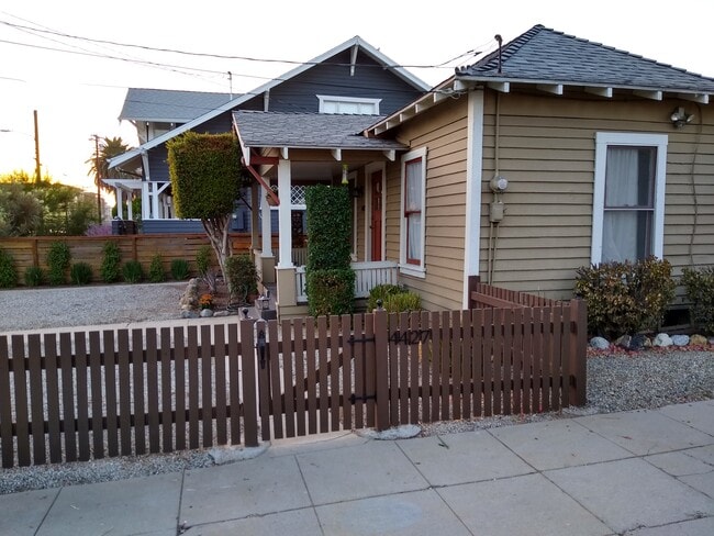 4427 Clayton Ave