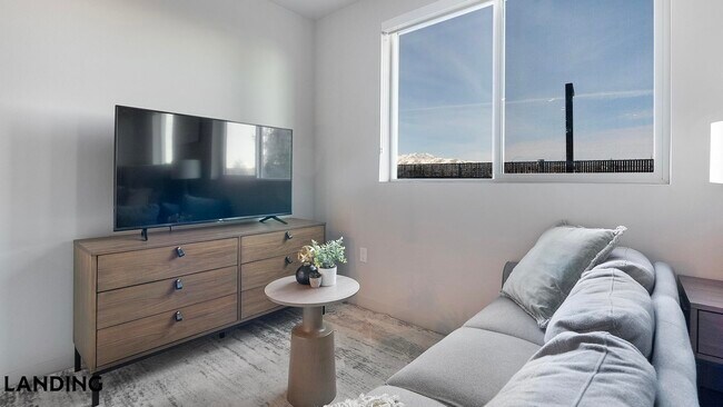 Photo - 2020 Red Dr Unidad 122