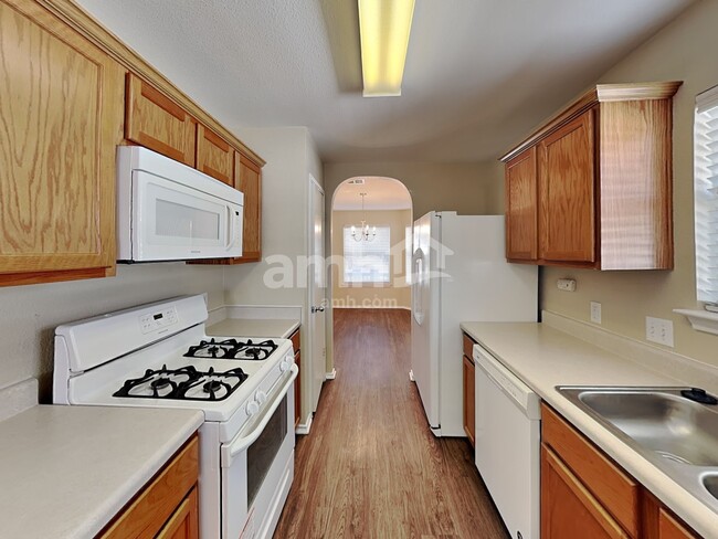 Photo - 224 Tolcarne Dr