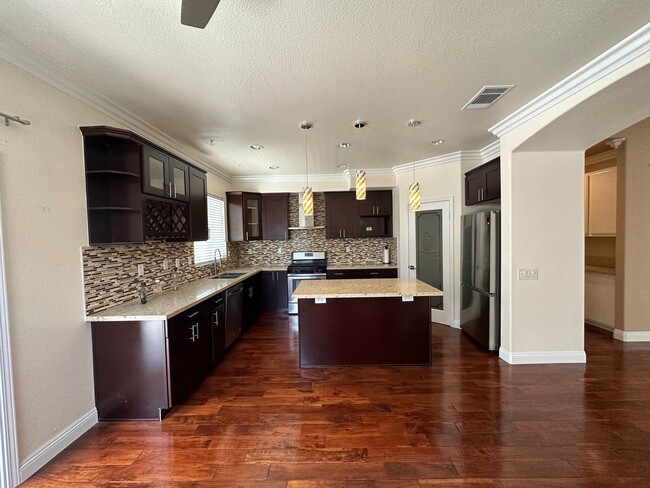 Photo - Single Story 3 Bedrooms in Temeku Hills