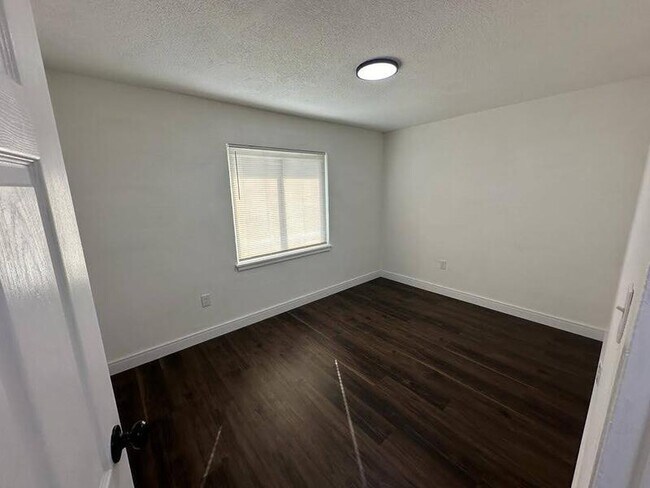 Photo - 2122 Mara Ct Unidad 1