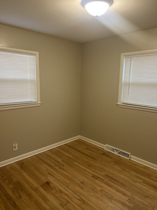 Photo - 4401 N 38th St