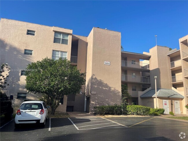 Building Photo - 9495 Evergreen Pl Unit 207 Rental