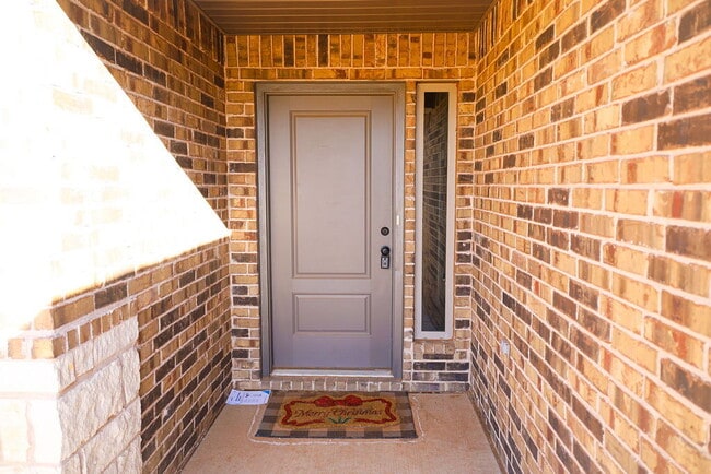 Photo - 2024 New Build in Wolfforth | Open Concept, Cul-de-Sac & Modern Finishes