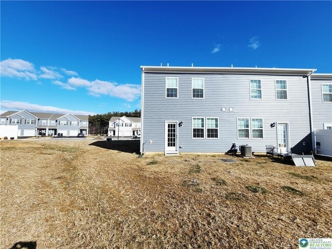 Photo - 1182 Susan Cir