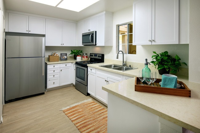 San Paulo Apartment Homes