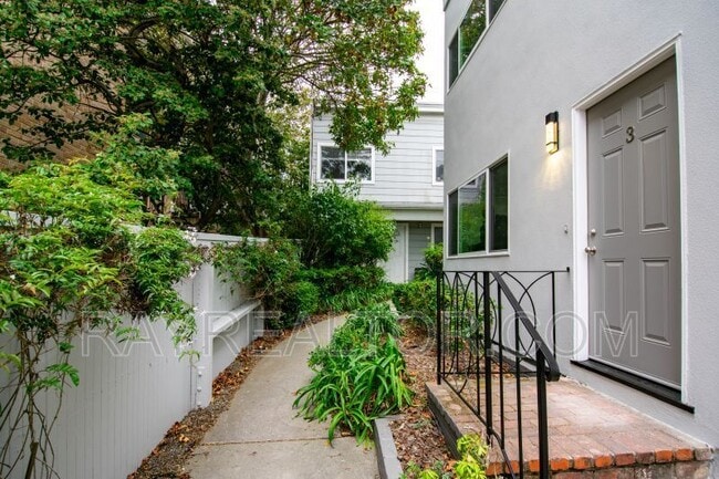 Building Photo - 459 Jersey St Unit #3 Rental