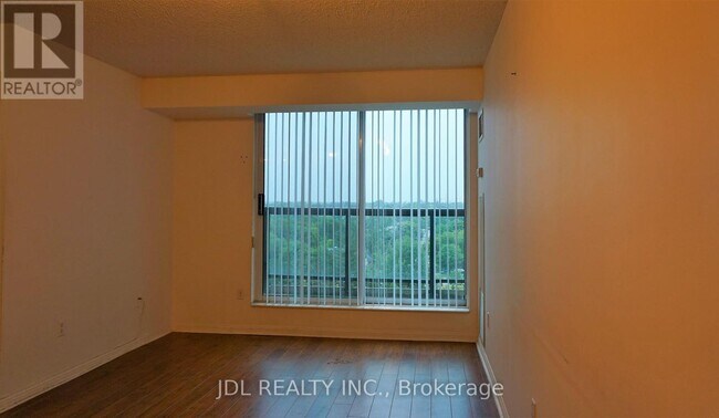 Photo - 23 Lorraine Dr Unit 907