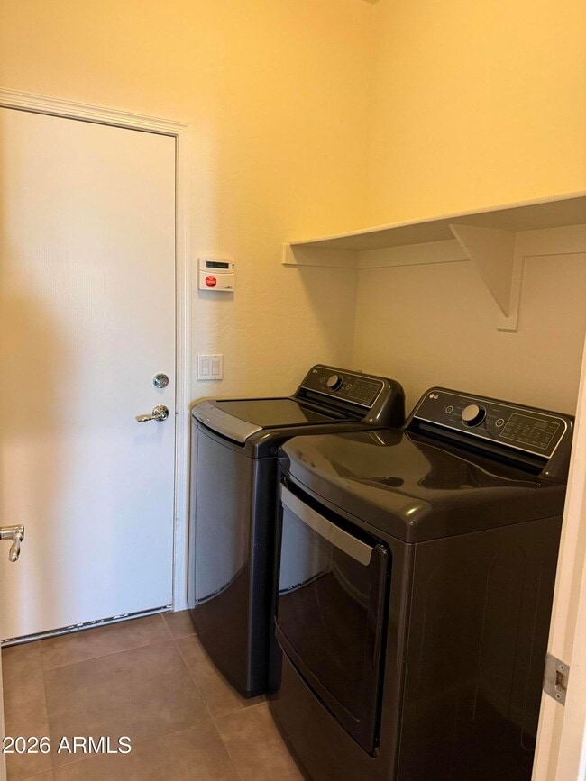 Photo - 6626 W Victory Way