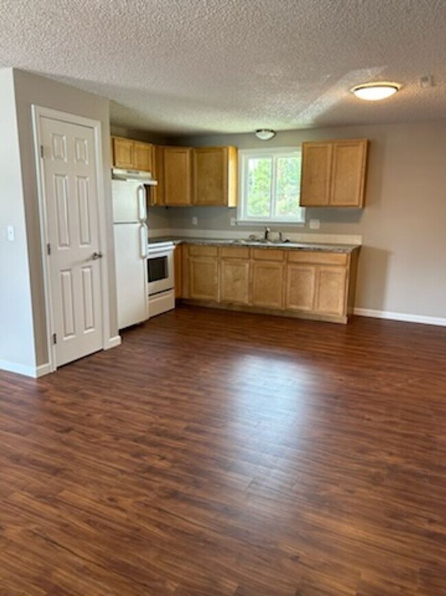 Photo - 903 Hersinger Pl Unidad D