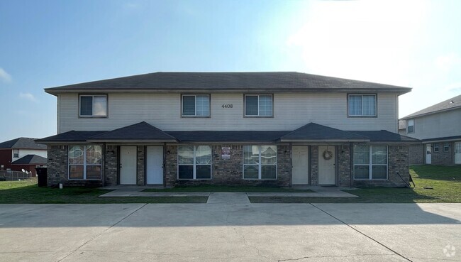 Building Photo - 4408 Abigail Dr Unit Apt A