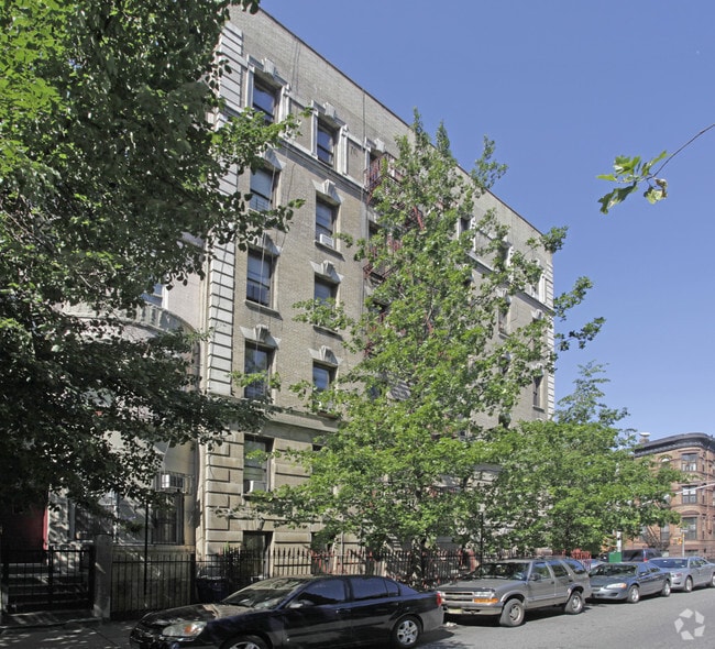 61 Hamilton Place