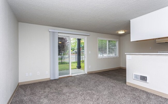 Photo - 3218 S Monroe St Unit 1x1