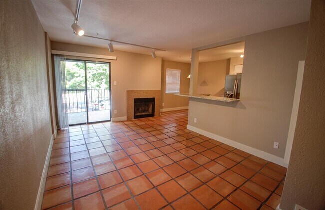 Building Photo - 1306 Norwalk Ln Unit 206 Rental