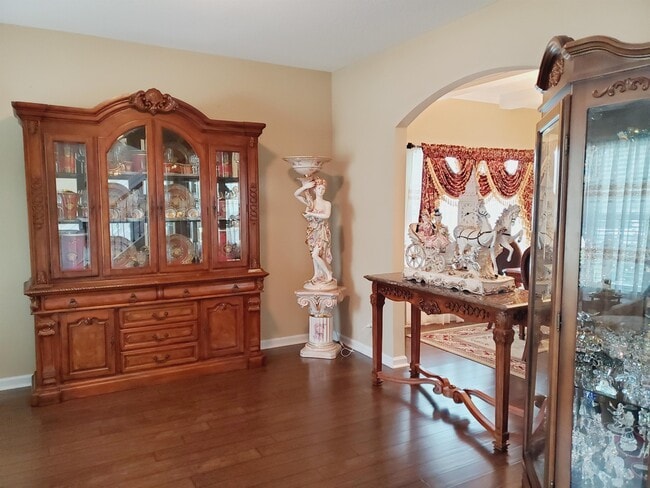 Photo - 908 Blane Ln