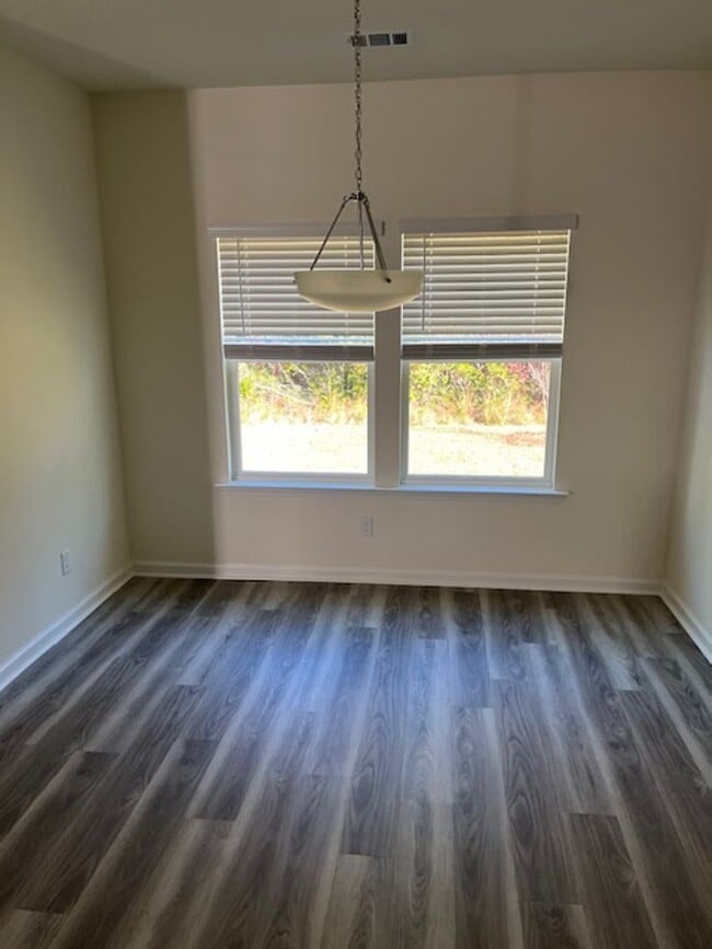 Photo - 429 Beecher Dr