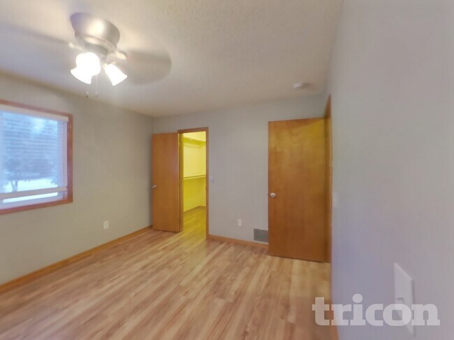 Photo - 1214 Widgeon Way