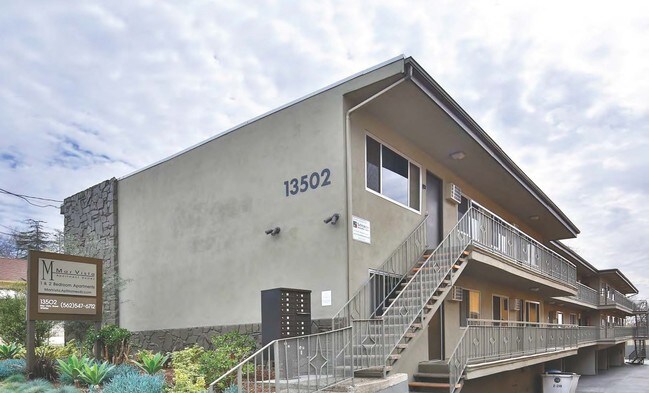 Primary Photo - Mar Vista Apartments